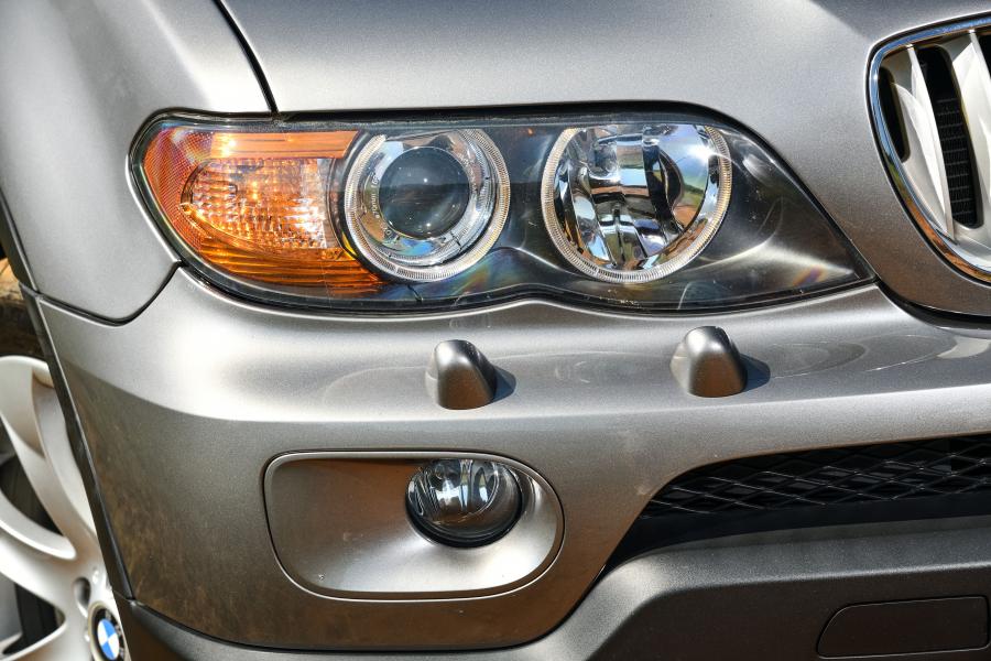 Детали экстерьера BMW X5 4.8is 2004 года  (NA) (фото 32 из 73)